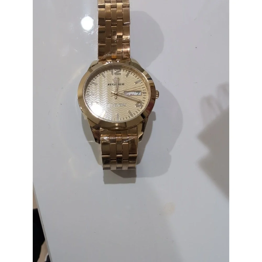 Reginald Mens Wrist‎ Watch Gold White Analog Quartz Needs Battery